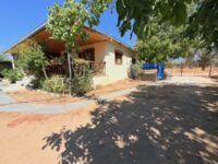 Bayındır Buruncuk’ta Kiralık Büyük Arazili Villa