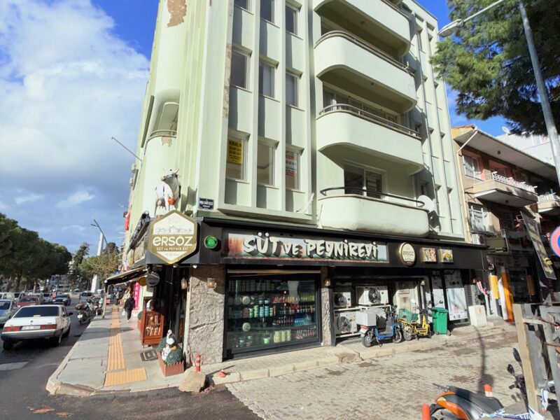 Tire Pınar Emlak tan Kiralık İş Yeri & Ofis