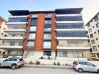 Tire Pınar Emlak tan Satılık 4+1 Daire